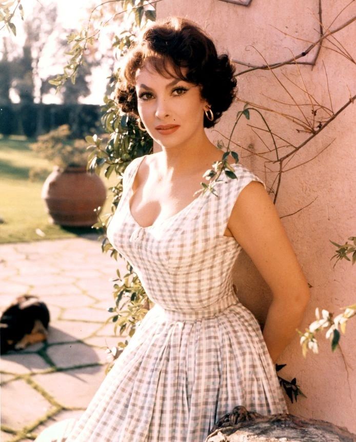 Gina Lollobrigida  35 stunning Photos